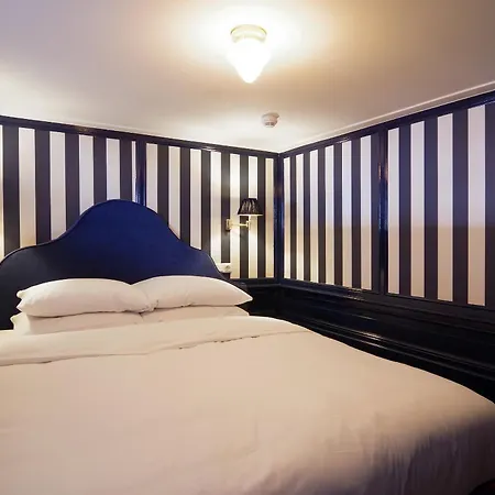 Kapitein Anna Hotel