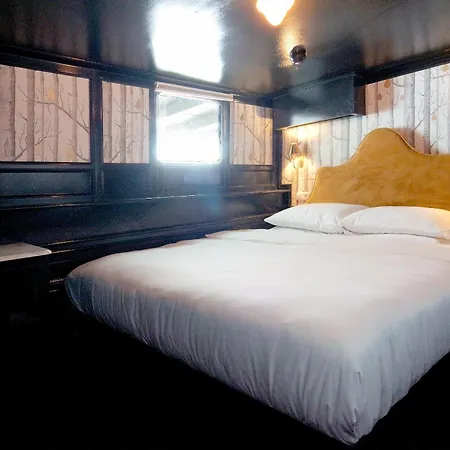 Kapitein Anna Hotel *