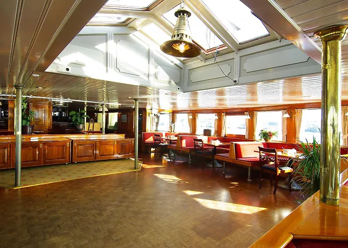 카피텐 안나 * 암스테르담