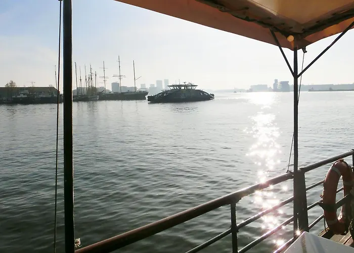 호텔 카피텐 안나 *